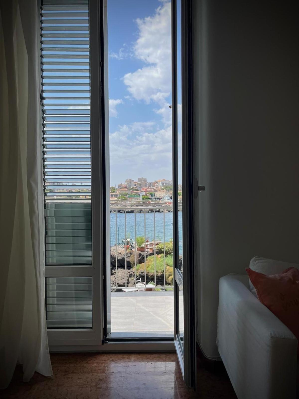 Idream Apartment & Rooms คาตาเนีย ภายนอก รูปภาพ