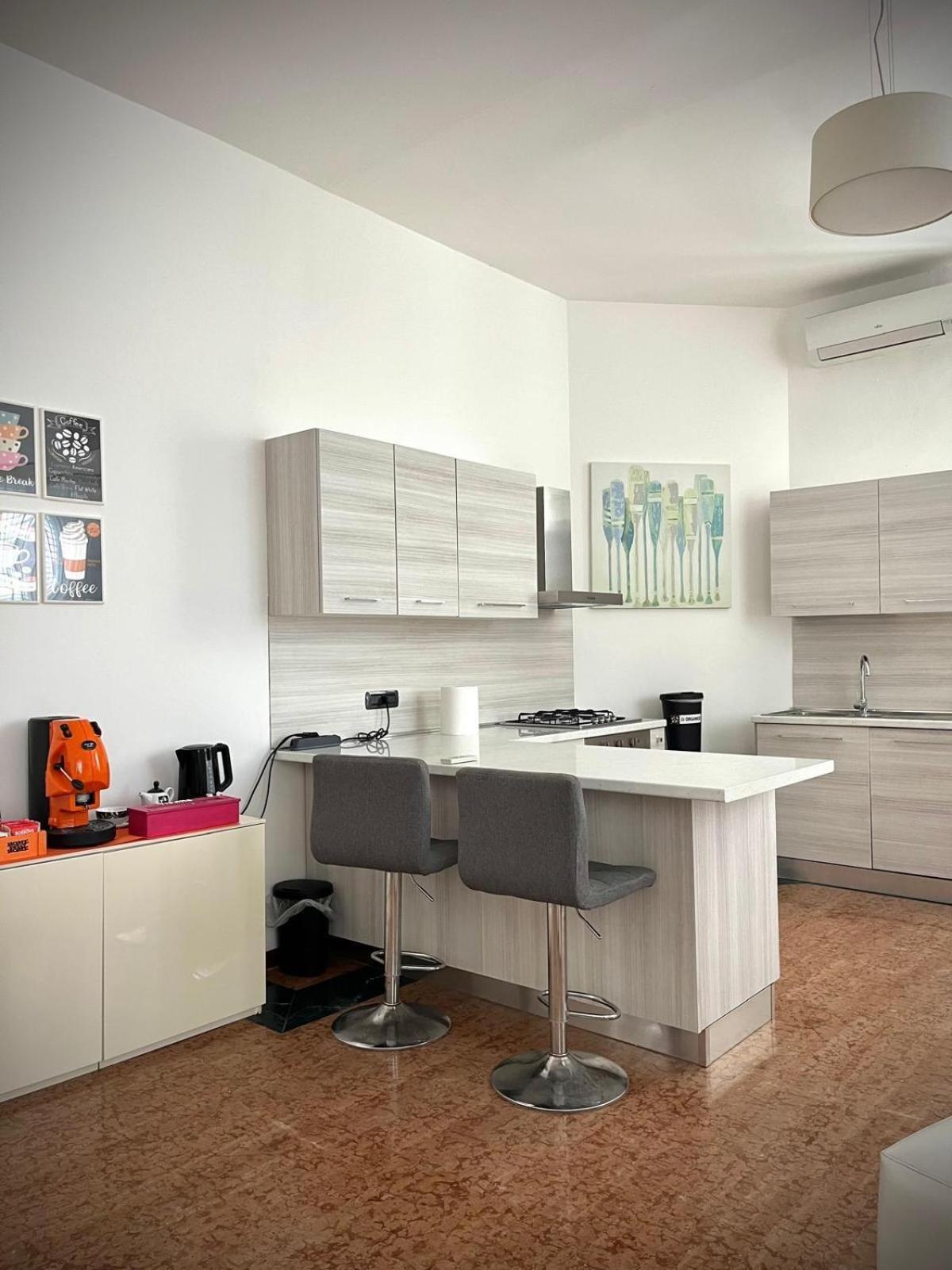 Idream Apartment & Rooms คาตาเนีย ภายนอก รูปภาพ